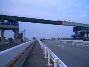 国道8号 二日市跨線橋 小松側からみた北陸新幹線高架「二日市橋梁」