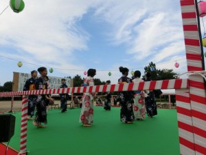御経塚町内会夏祭り：子ども会じょんから踊り